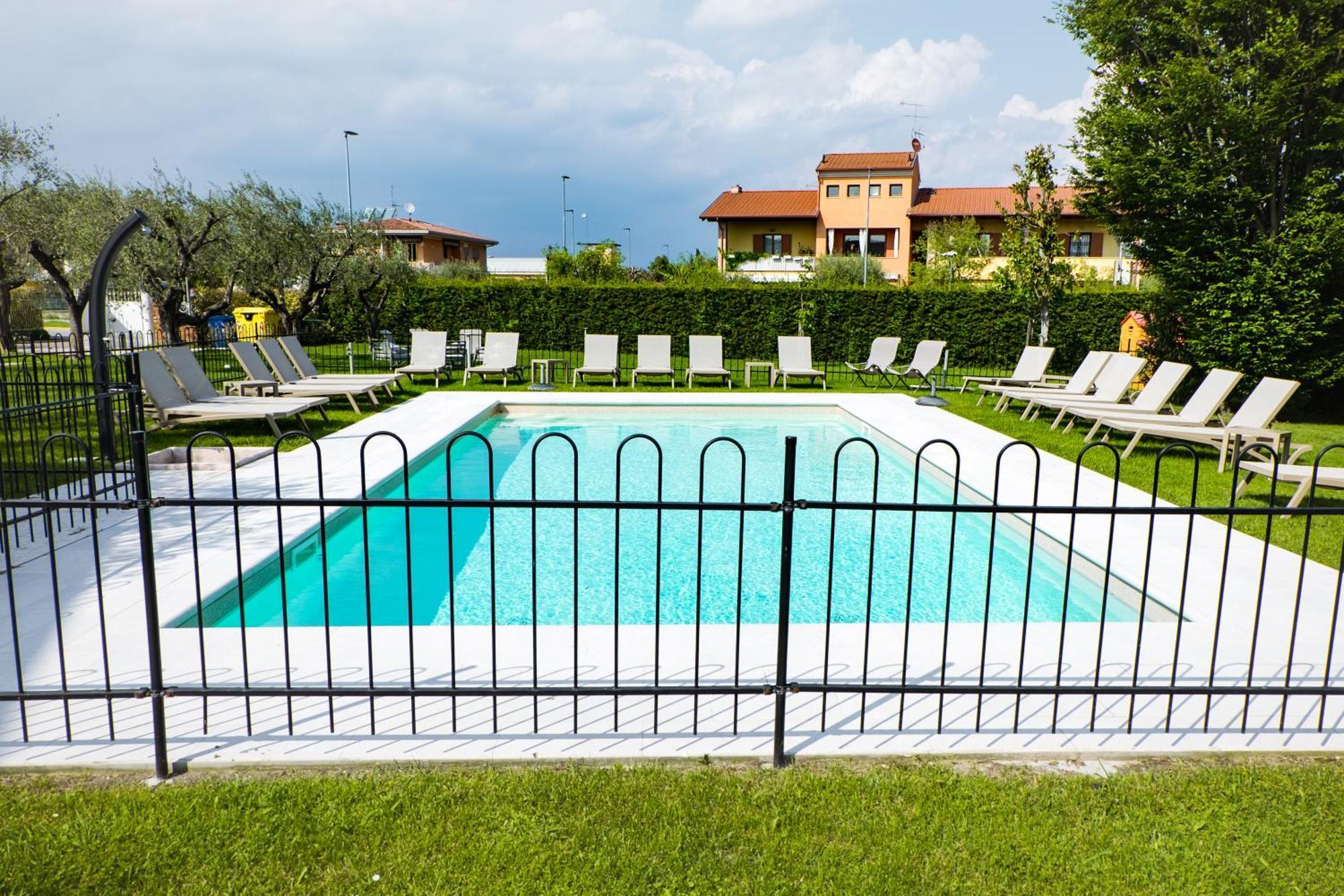 Villa Colli Storici Дезенцано-дель-Гарда Экстерьер фото
